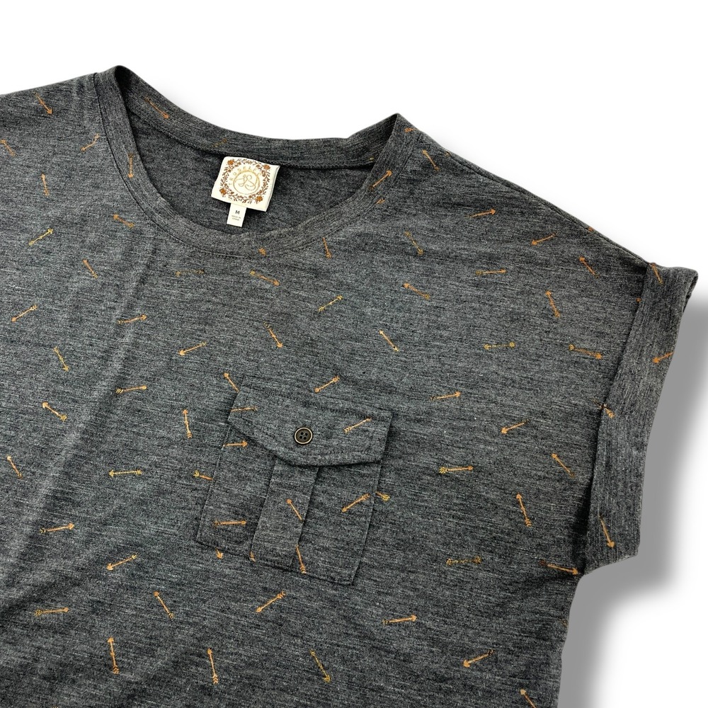 Women's Medium Tru Self Charcoal Space Dye Arrow Rolled Sleeve Pocket Tee